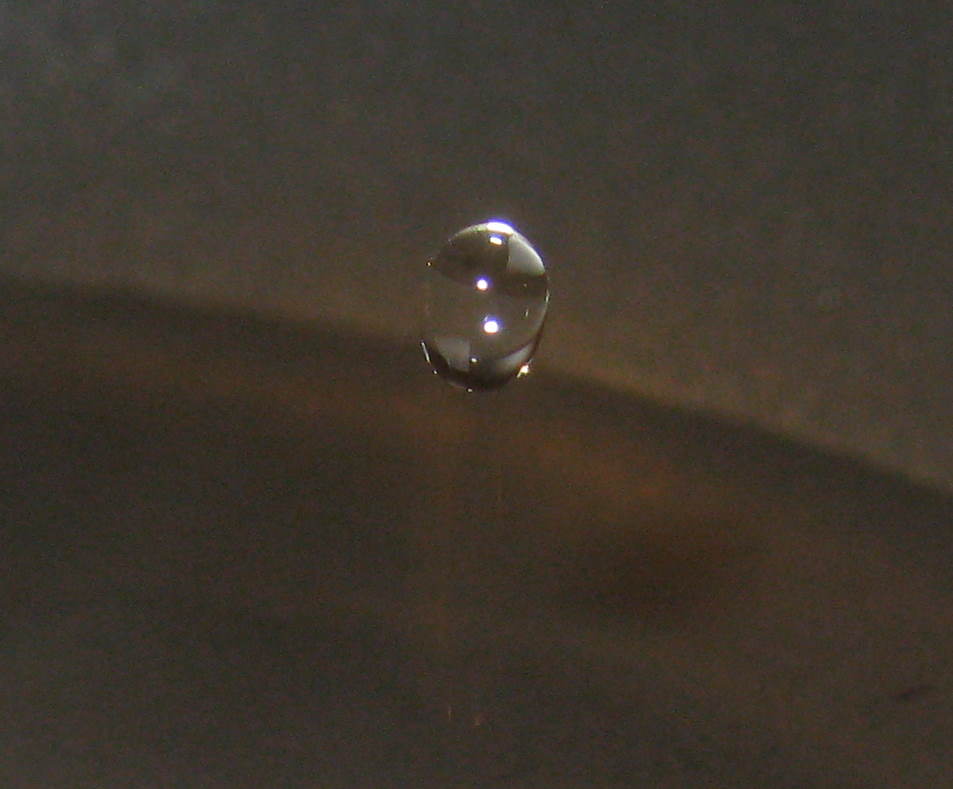 falling_drop.jpg